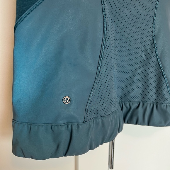 Reflective Lululemon Vest Size 4 - Picture 8 of 10